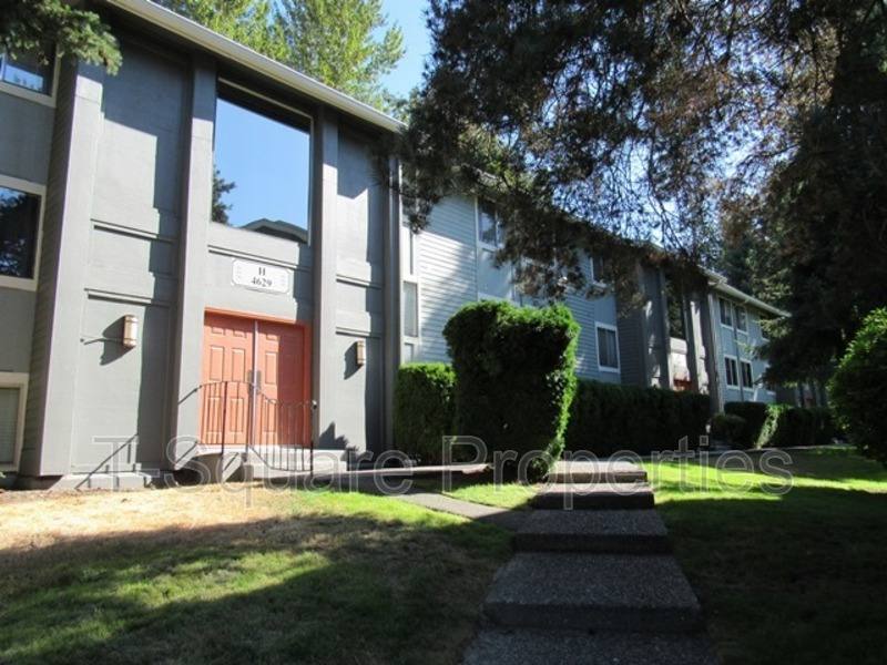Condo for rent at 4629 W Lake Sammamish Parkway SE #H202, Issaquah, WA 98027