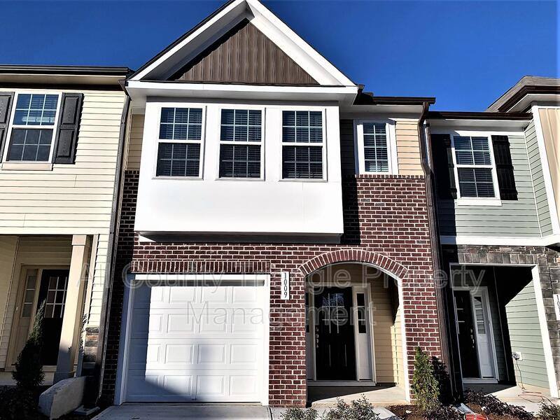 Townhouse for rent at 1009 Amber Shadow Dr, Durham, NC 27703