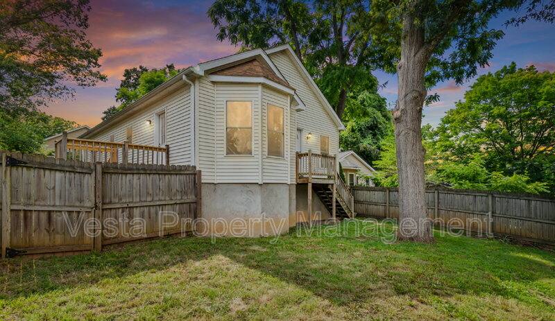 House for rent at 52 Buffalo St, Asheville, NC 28806