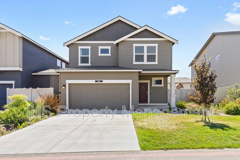 Townhouse for rent at 7945 Ranchland Lane, West Richland, WA 99353