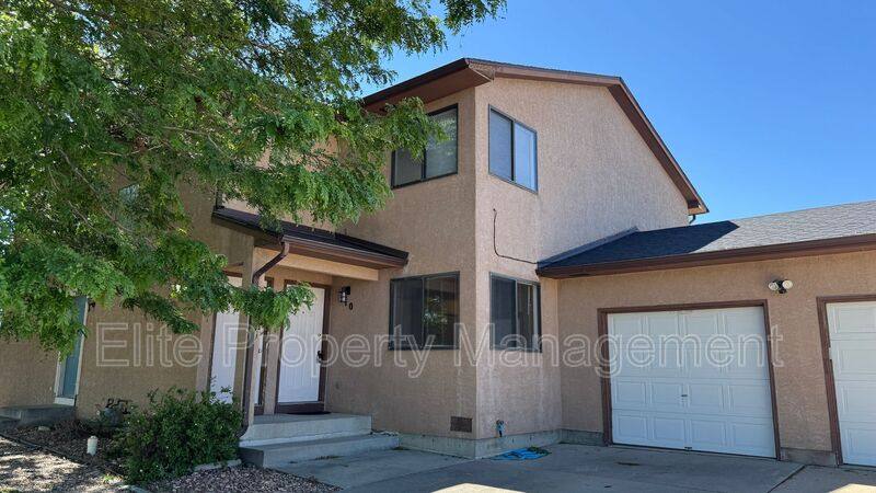 Apartment for rent at 210 Palmer Lake, Pueblo, CO 81007