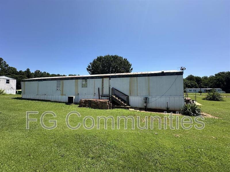 House for rent at 2033 McKenzie Park Lane #22, Graham, NC 27253