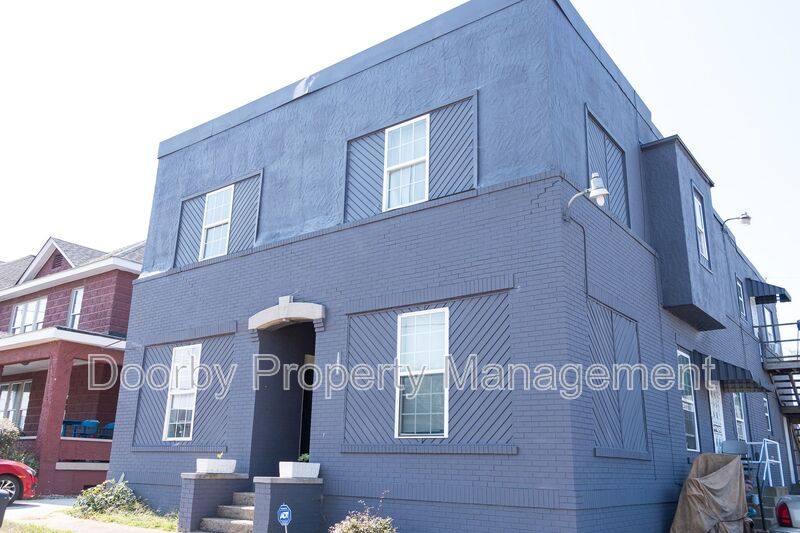 Apartment for rent at 1202 Duncan Ave #1, Chattanooga, TN 37404