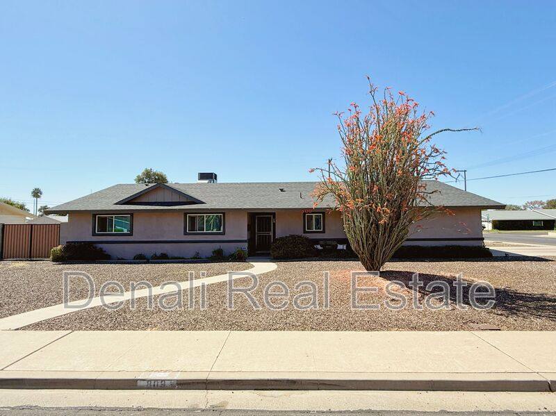 House for rent at 809 E 7th St, Mesa, AZ 85203