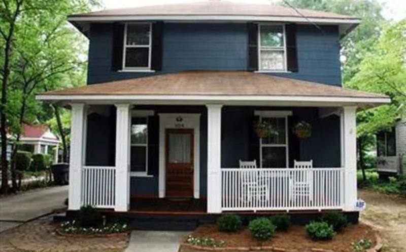 House for rent at 804 Woodrow St, Columbia, SC 29205