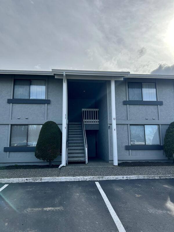 Apartment for rent at 111 W 3rd St #4, Everson, WA 98247