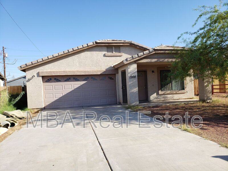 House for rent at 1934 E Pueblo Ave, Phoenix, AZ 85040
