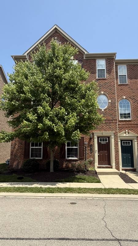 Townhouse for rent at 1816 Rutgers Lane #1, Sewickley, PA 15143