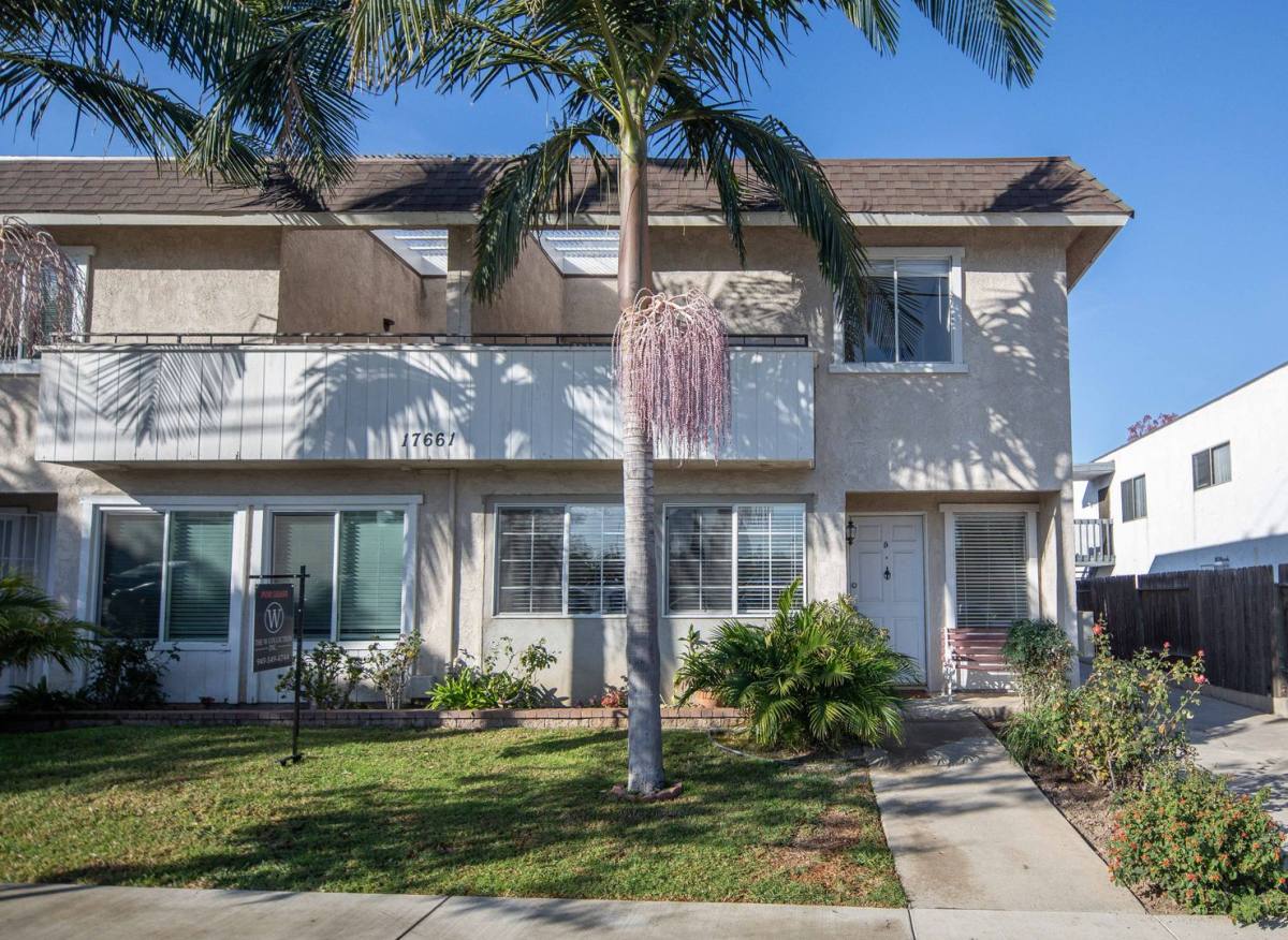Apartment for rent at 17661 Van Buren St, Huntington Beach, CA 92647