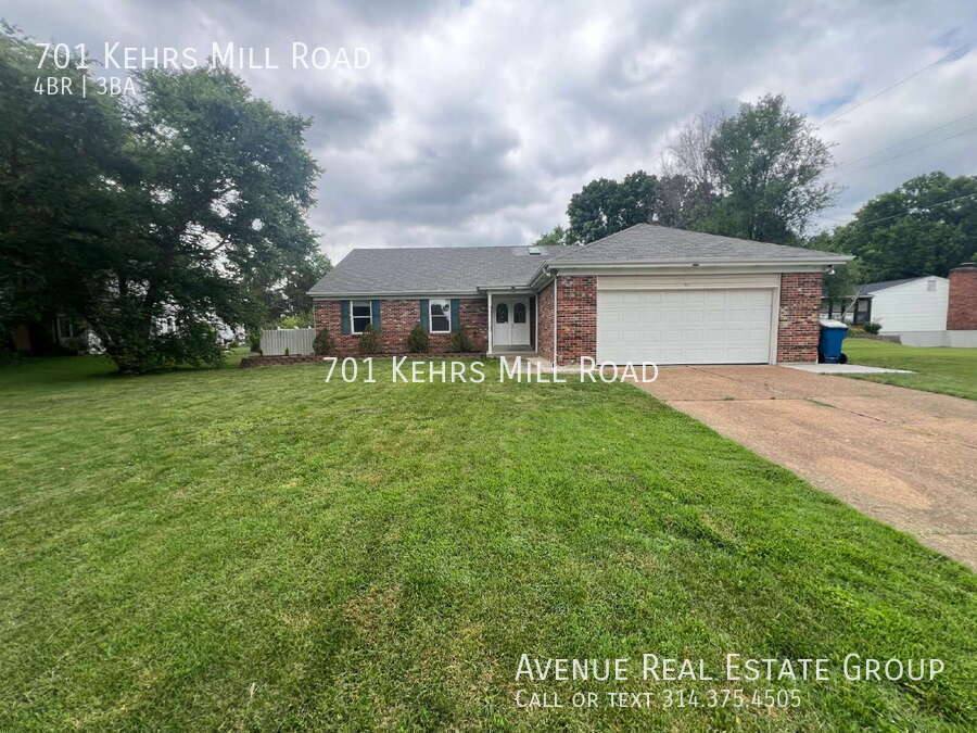 House for rent at 701 Kehrs Mill Rd, Ballwin, MO 63011