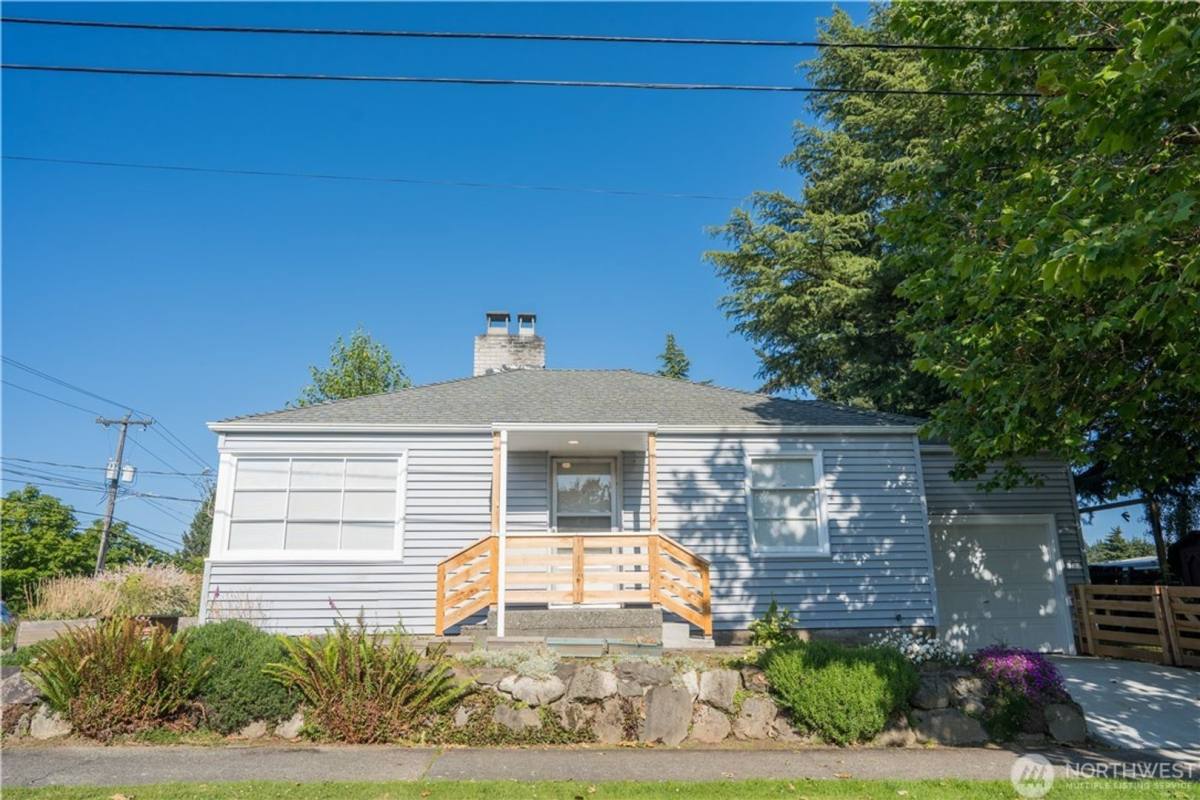House for rent at 1023 SW Trenton St, Seattle, WA 98106
