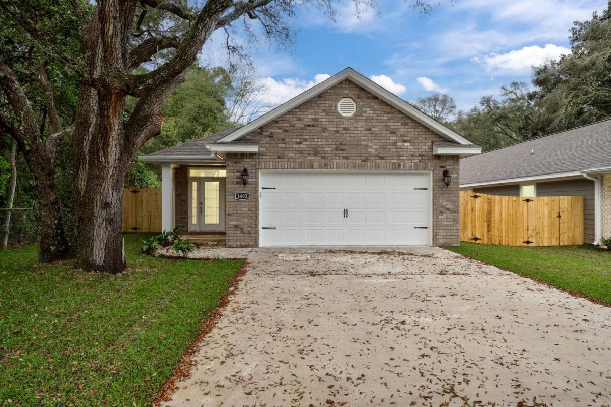 House for rent at 1493 Cat Mar Rd, Niceville, FL 32578
