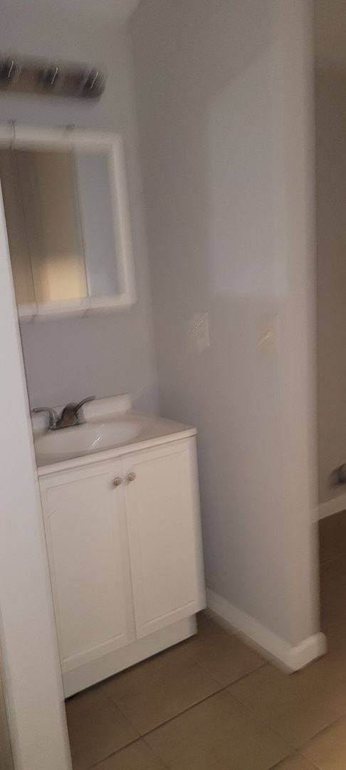 House for rent at 10012 Wheeling Ave, Kansas City, MO 64134