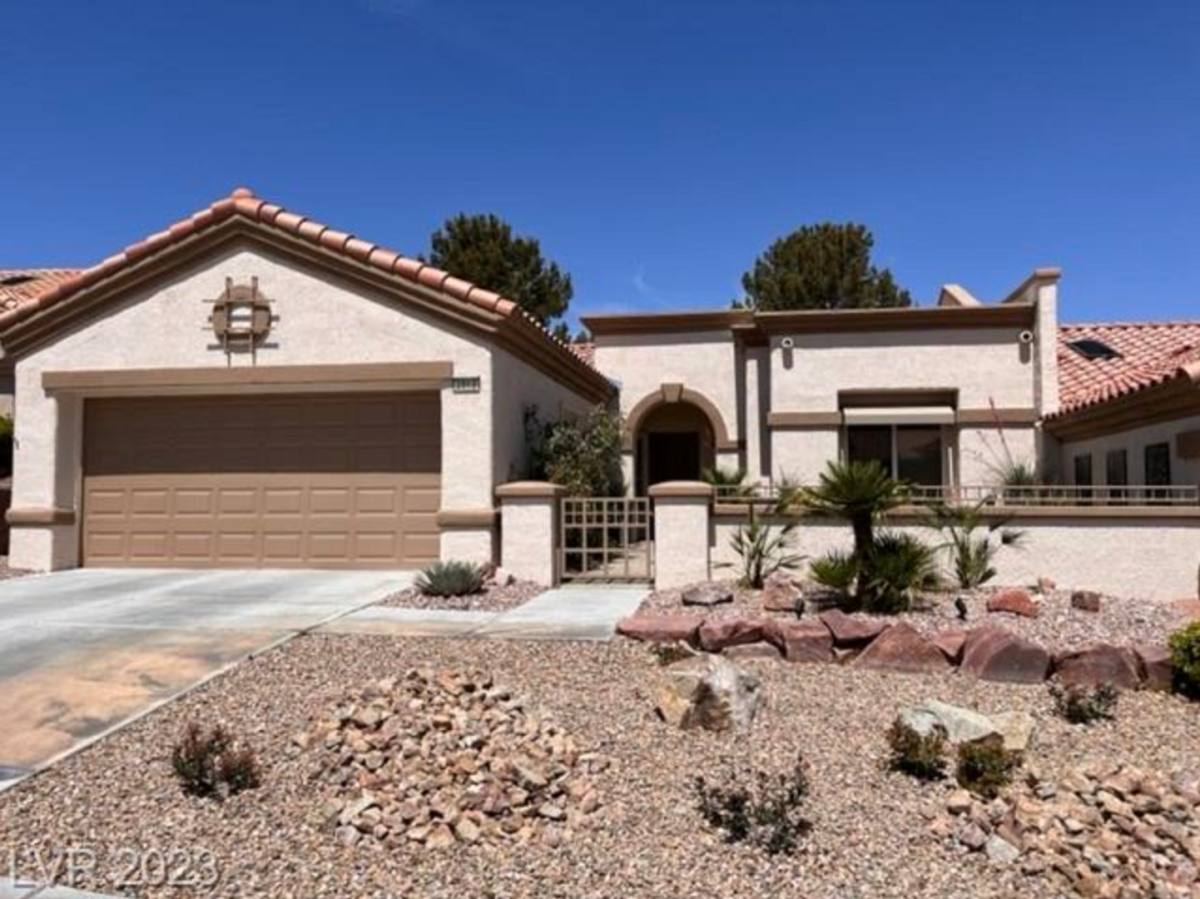 House for rent at 2913 Vista Butte Dr, Las Vegas, NV 89134