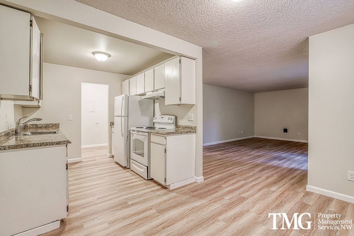 Apartment for rent at 6500 SW Scholls Ferry, Portland, OR 97223