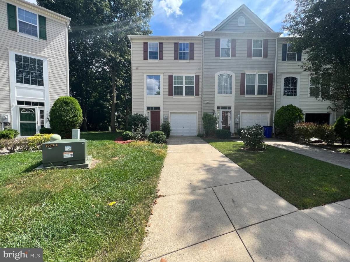 Townhouse for rent at 7027 Cradlerock Farm Court, Columbia, MD 21045