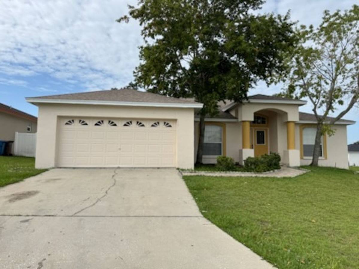 House for rent at 105 Windridge St, Davenport, FL 33837