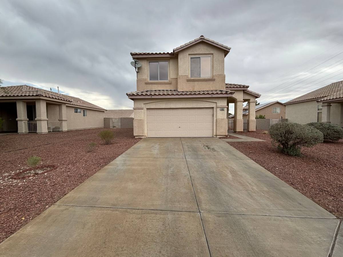 House for rent at 1002 Misty Rose Ave, Henderson, NV 89074