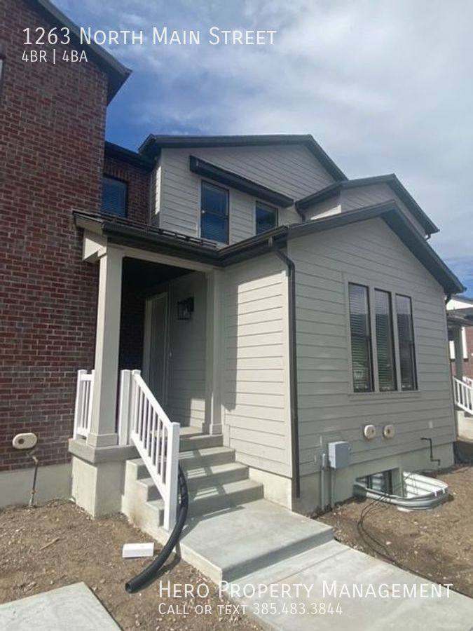 Townhouse for rent at 1263 N Main St, Bountiful, UT 84010