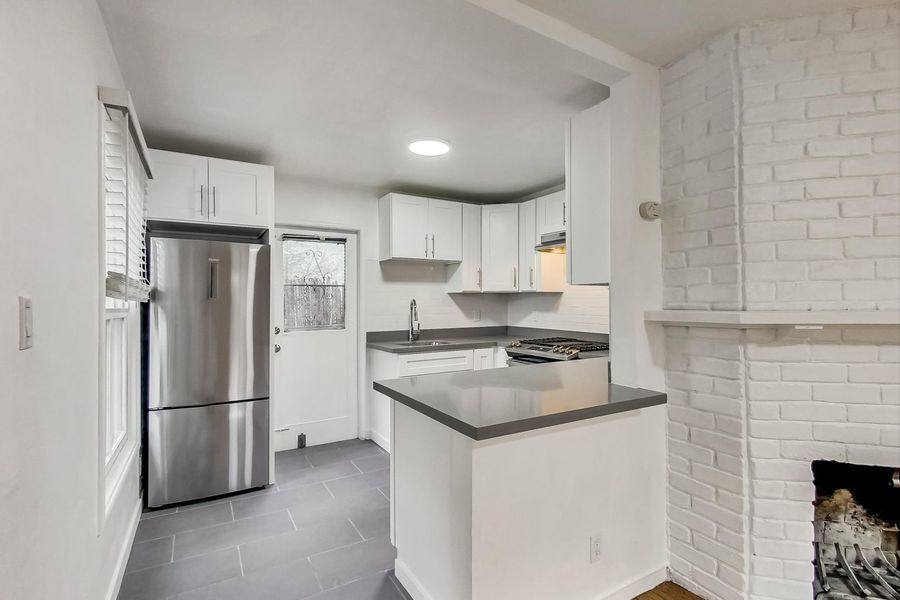 1231-A University Ave, Berkeley, CA 94702
