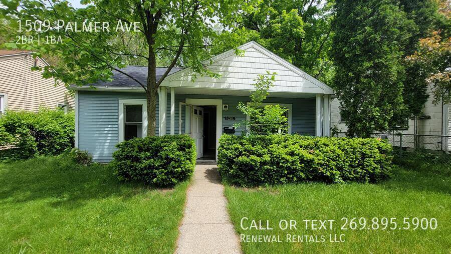 House for rent at 1509 Palmer Ave, Kalamazoo, MI 49001