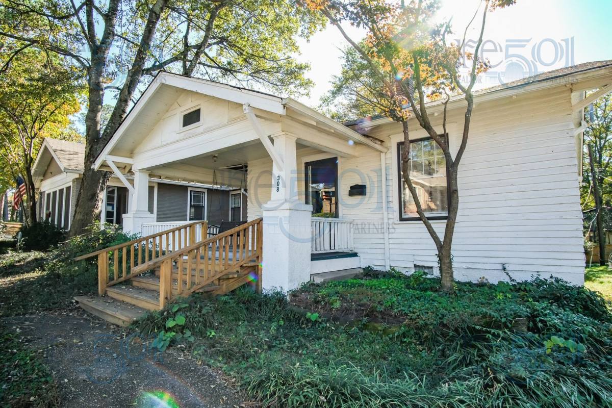 House for rent at 308 Charles St, Little Rock, AR 72205