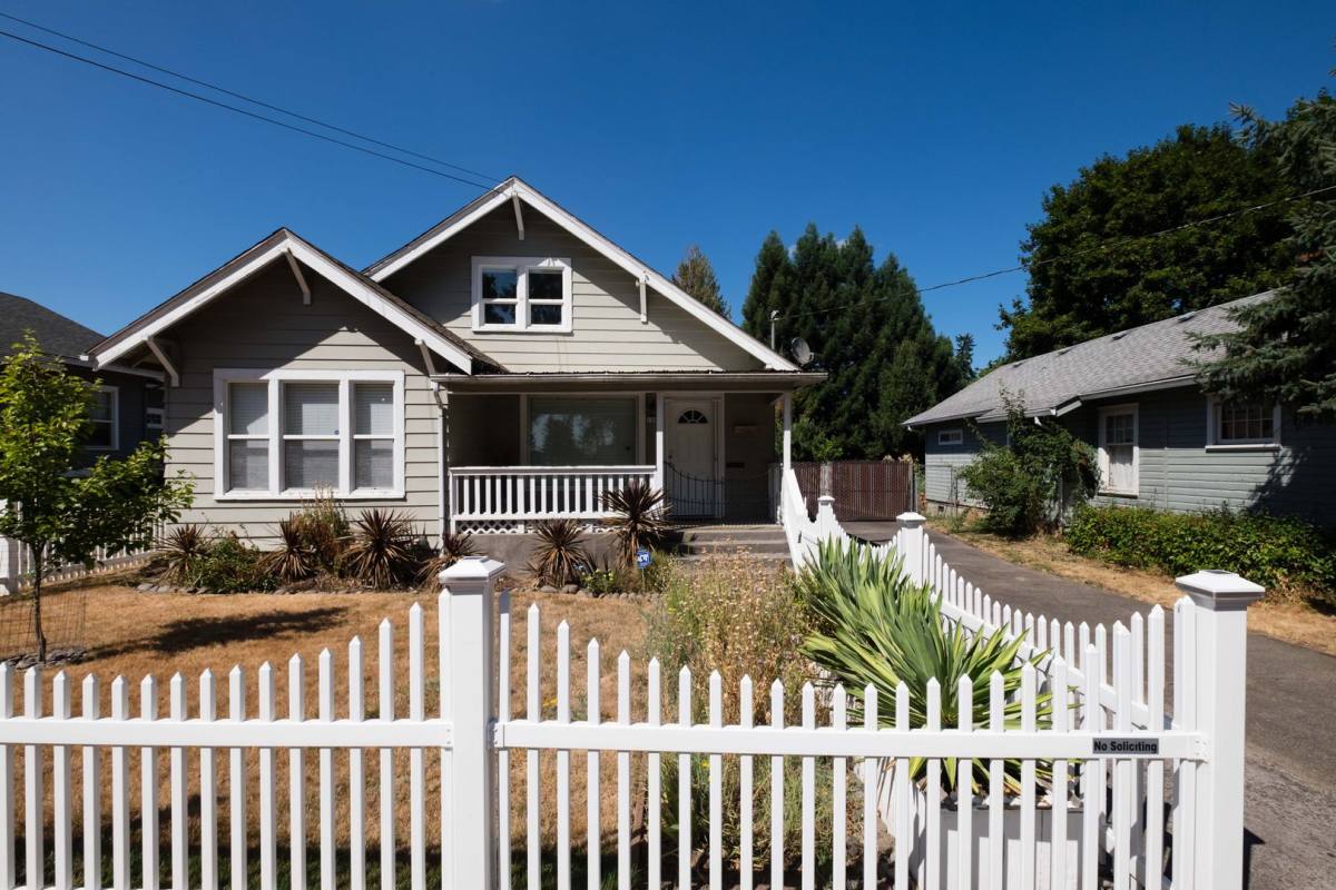 House for rent at 1543 Pacific Ave, Forest Grove, OR 97116