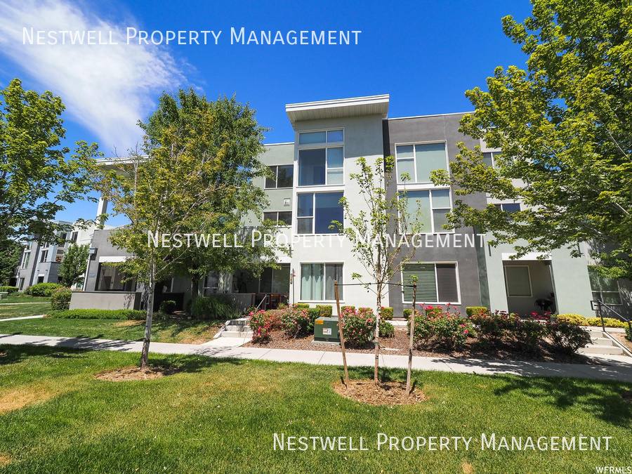 Townhouse for rent at 4528 W S Jordan Parkway #109, South Jordan, UT 84009