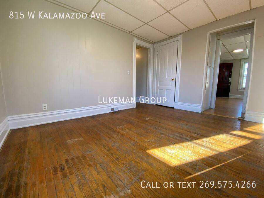 Apartment for rent at 815 W Kalamazoo Ave, Kalamazoo, MI 49007