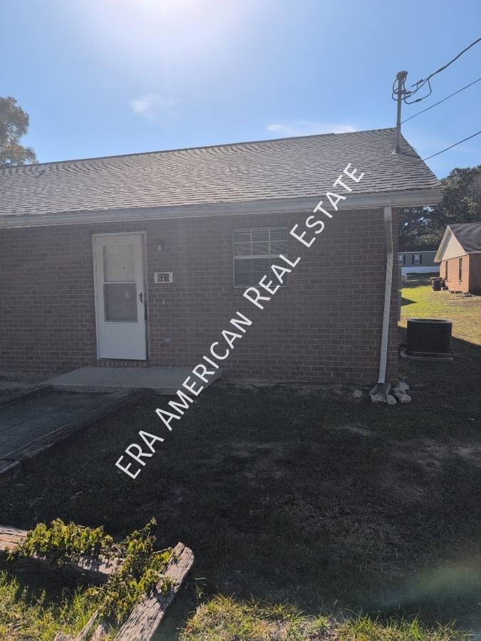 Apartment for rent at 615 Edney Ave E, Crestview, FL 32539
