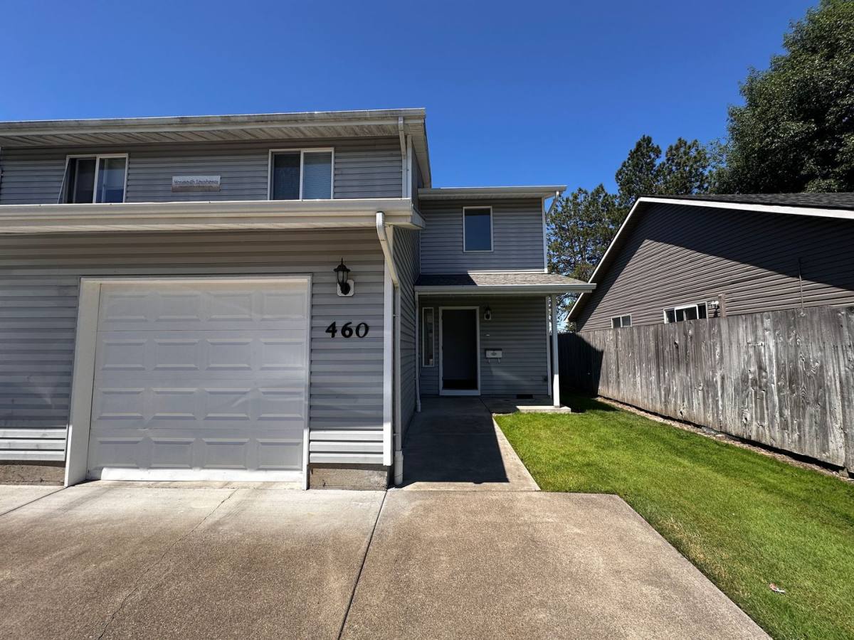 Apartment for rent at 460 & 462 Ecols St S, Monmouth, OR 97361
