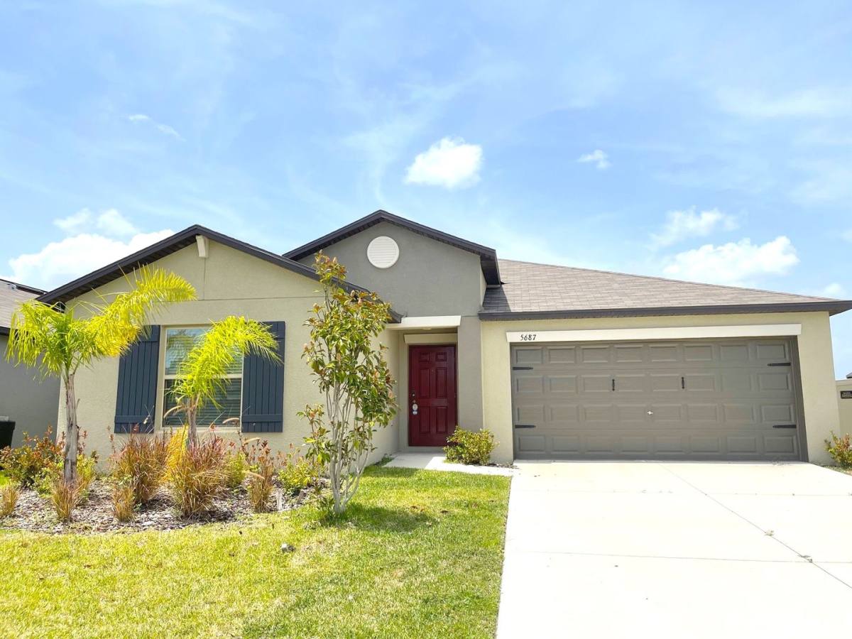 House for rent at 5687 Keaton Springs Dr, Lakeland, FL 33811