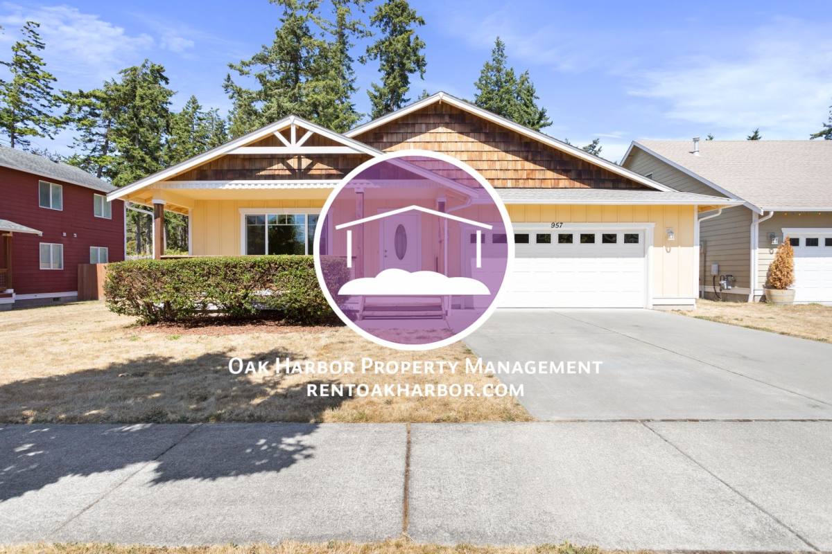House for rent at 957 NW Longview Dr, Oak Harbor, WA 98277