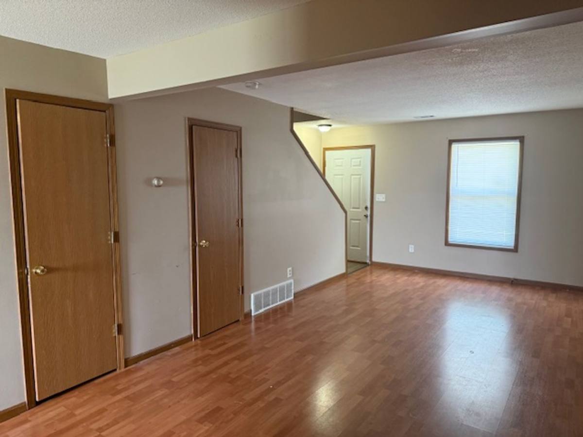Apartment for rent at 100-110 Circle Dr, Chatham, IL 62629