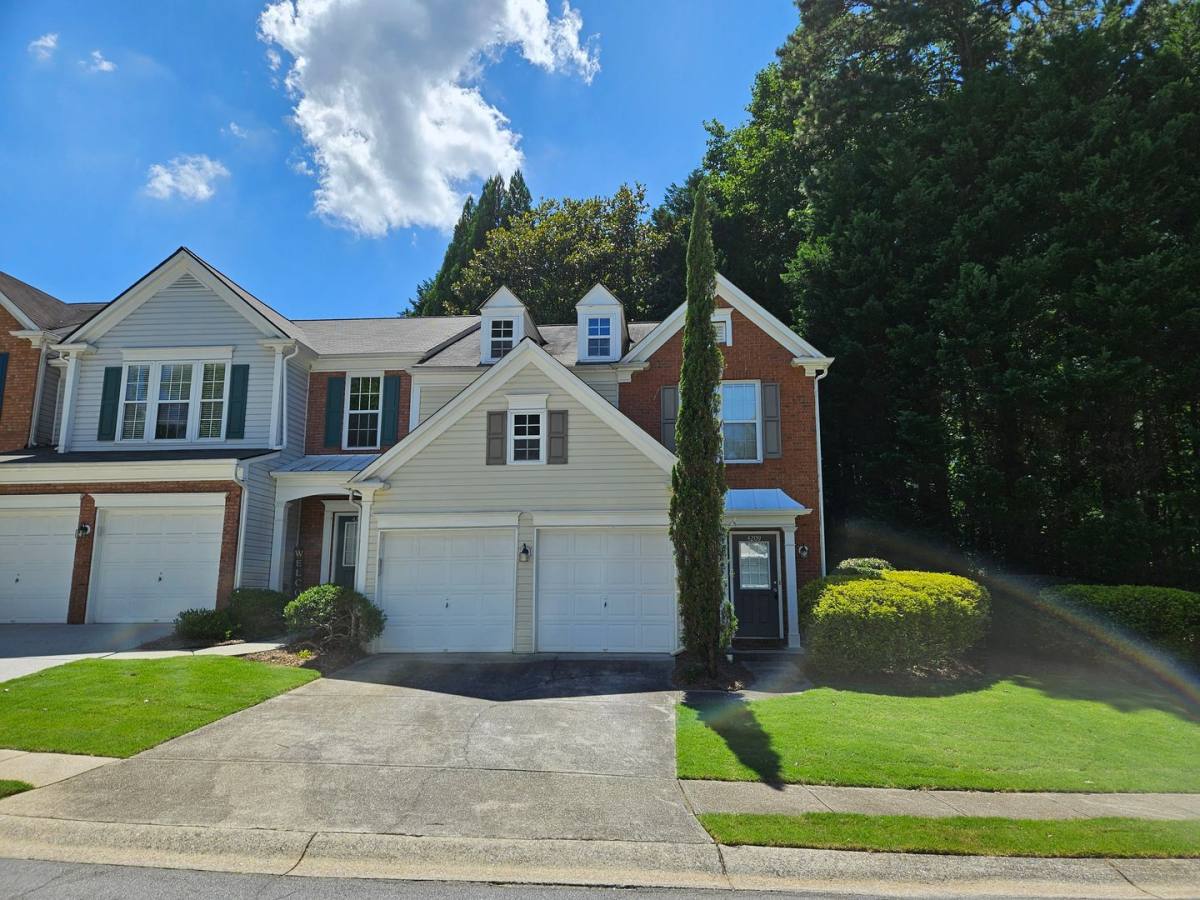 Townhouse for rent at 4209 Royal Regency Circle, Kennesaw, GA 30144