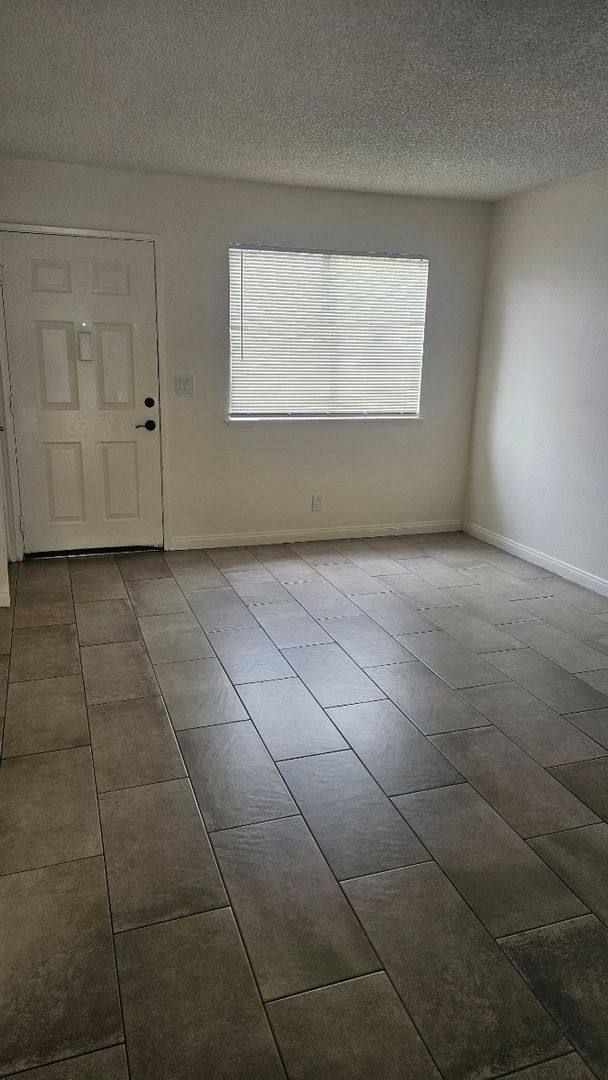 Apartment for rent at 27077 Hidaway Ave, Canyon Country, CA 91351
