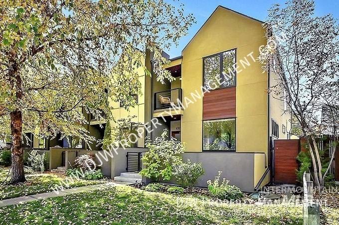 Townhouse for rent at 1713 N 13th St, Boise, ID 83702