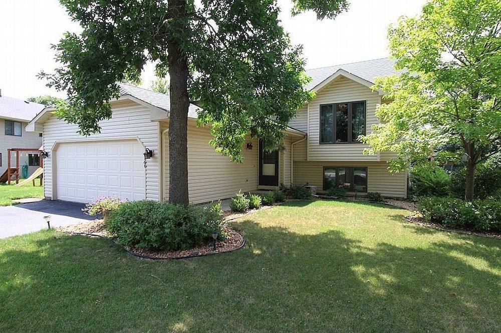 House for rent at 1166 Westbury Knoll, Saint Paul, MN 55123