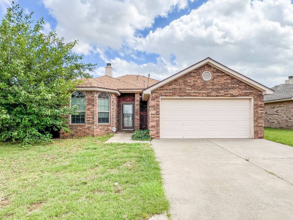 House for rent at 1915 77th Place, Lubbock, TX 79423