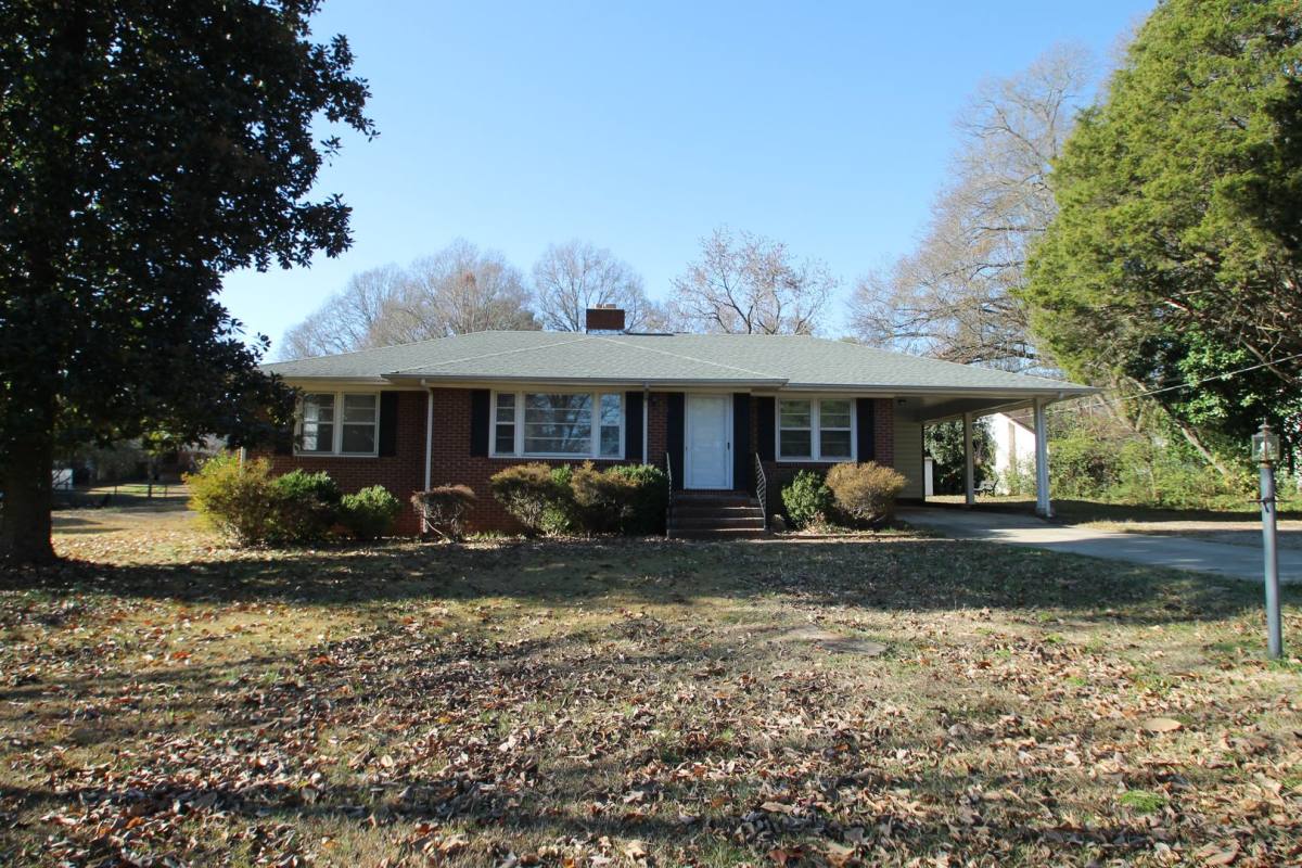 House for rent at 2012 Lynn Circle, Rock Hill, SC 29732