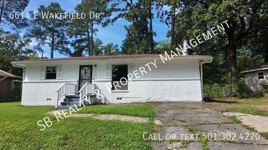 House for rent at 6614 E Wakefield Dr, Little Rock, AR 72209