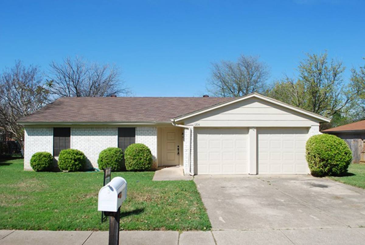 House for rent at 1204 Celeste St, Crowley, TX 76036