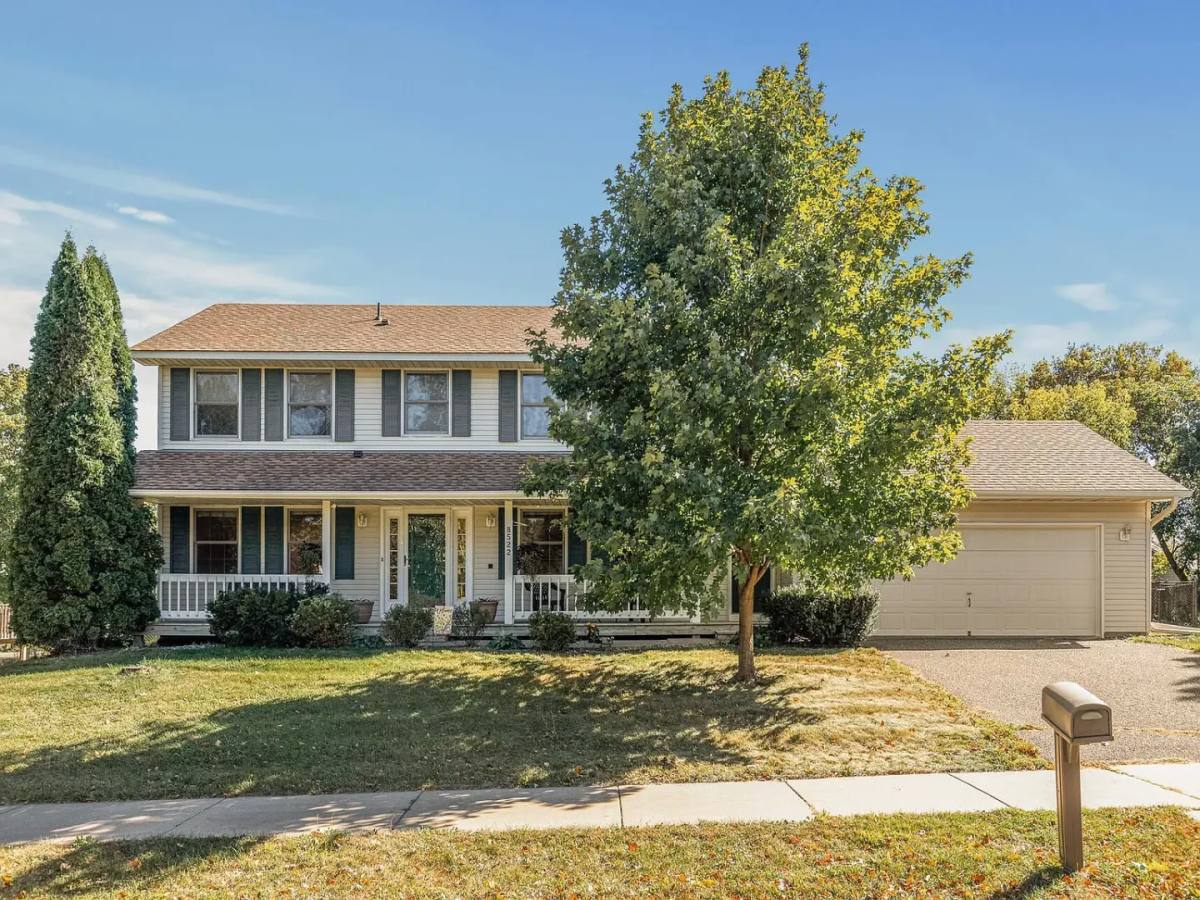 House for rent at 8522 Vagabond Lane N, Maple Grove, MN 55311