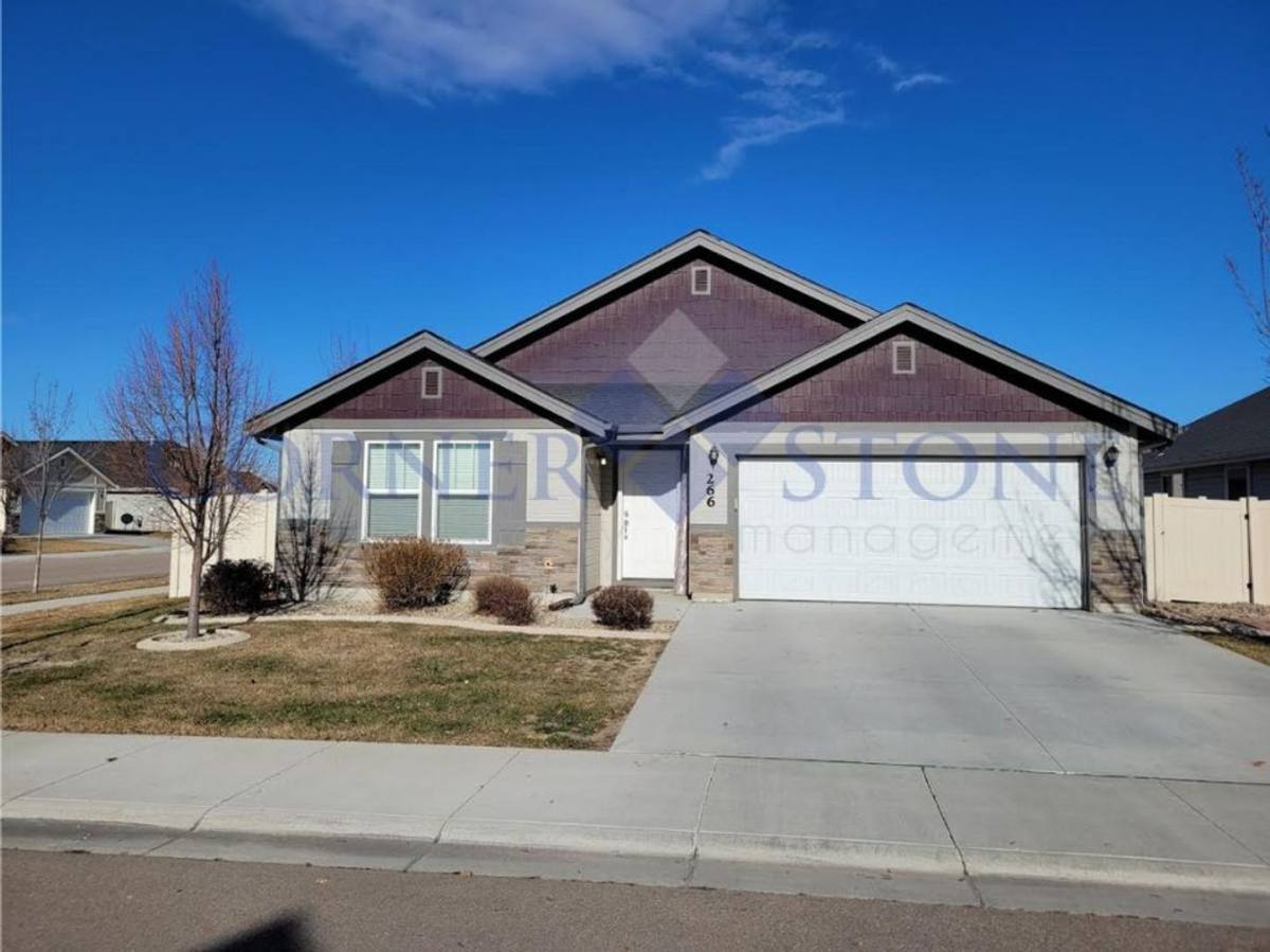 House for rent at 266 W Wanda St, Meridian, ID 83646