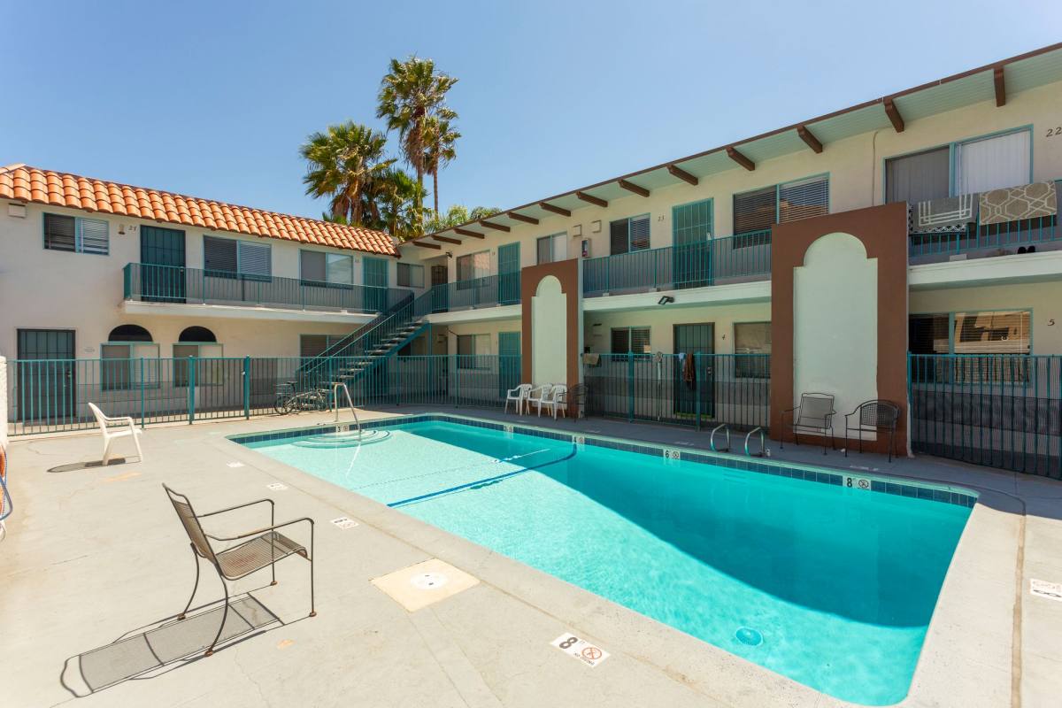Apartment for rent at 585 E St, Chula Vista, CA 91910