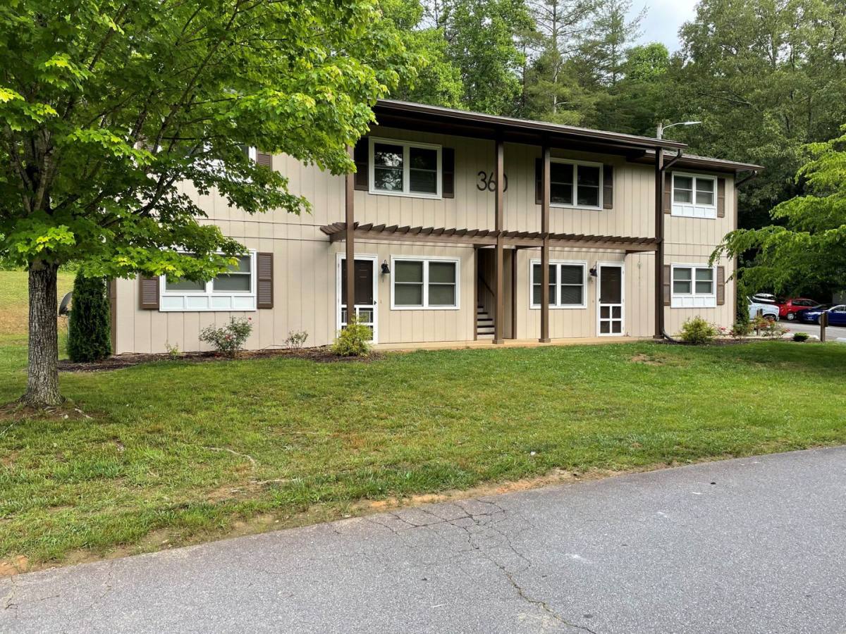 House for rent at 360 Genesis Circle, Black Mountain, NC 28711