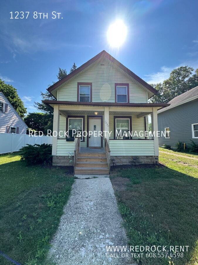 House for rent at 1237 8th St, Beloit, WI 53511