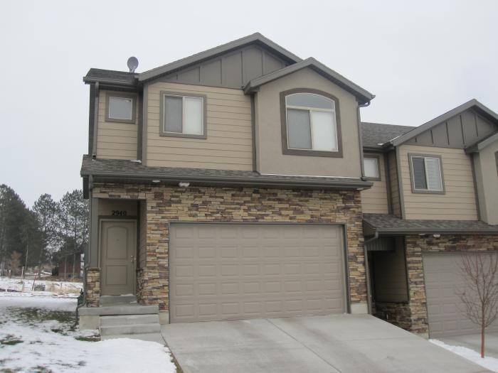Townhouse for rent at 2940 N 1175 W, Layton, UT 84041