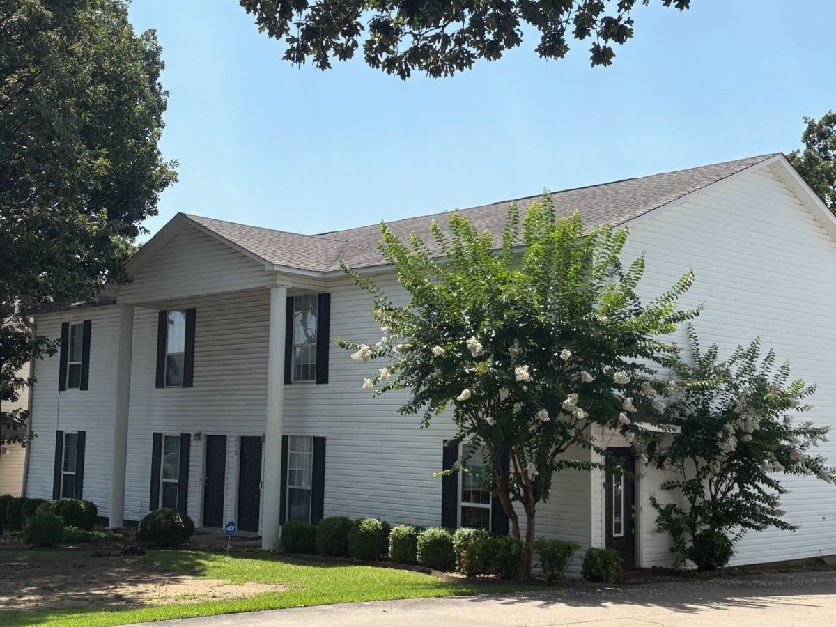 Townhouse for rent at 211 Apple Valley Dr, Sherwood, AR 72120