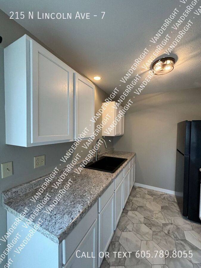 Apartment for rent at 215 N Lincoln Ave #7, Canton, SD 57013